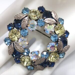 Vintage 1950s Crystal Rhinestone Wreath Brooch, Aurora Borealis, Regency Style